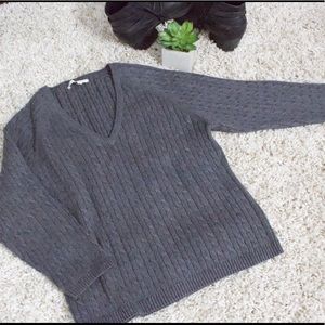 2/$15 Tommy Hilfiger | Pull Over Gray sweater